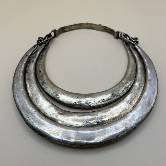 Vintage Miao Chinese Minority Hill Tribe Silver Tone 3 Tier Zodiac Torque - Picture 6 of 6